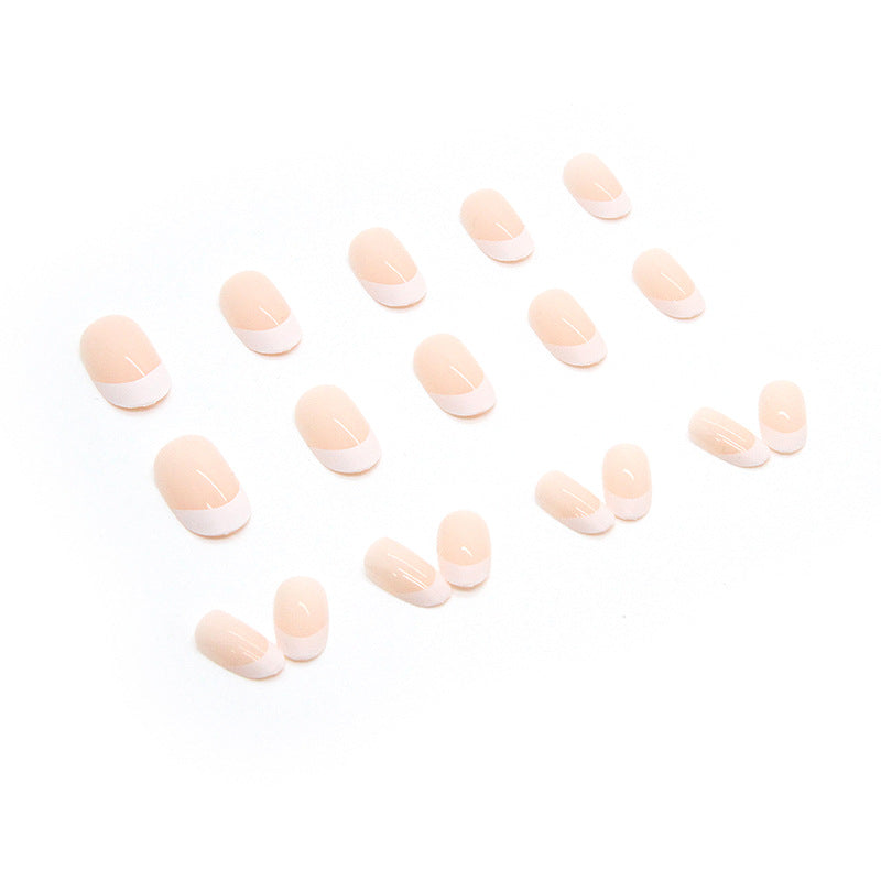Minimaliste tonique blanc Subtly séduisante de style français Presse sur les ongles