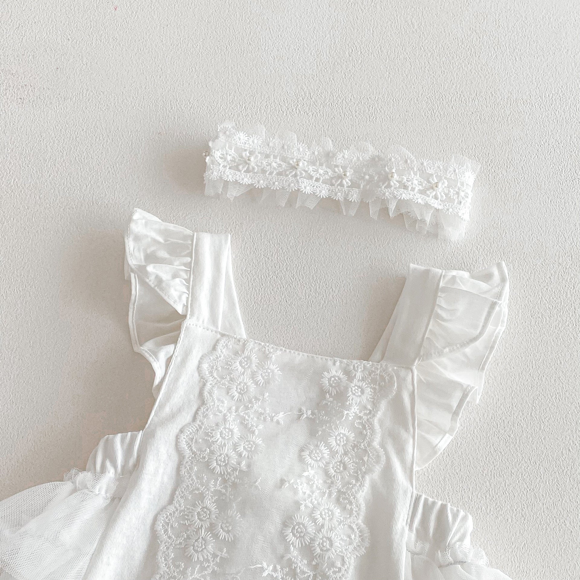 Romper de dentelle d'été pour les filles de bébé