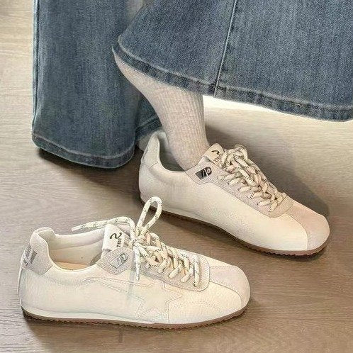 Femmes métallisé argent rétro dexter sneakers Star Patch décoration panneau de Suede épissage Vin