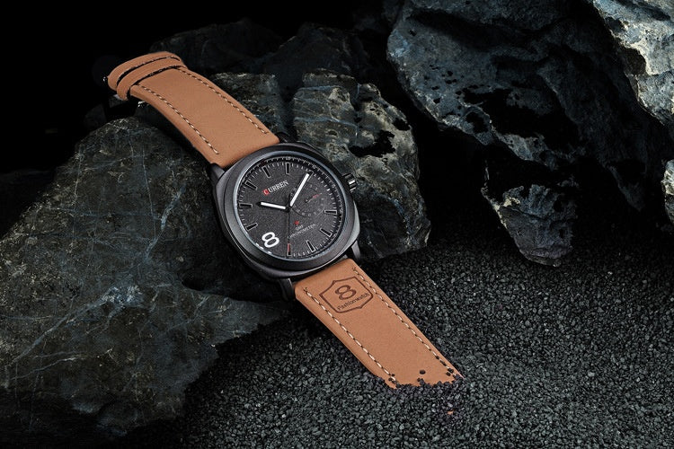 Montre en cuir mat neutre