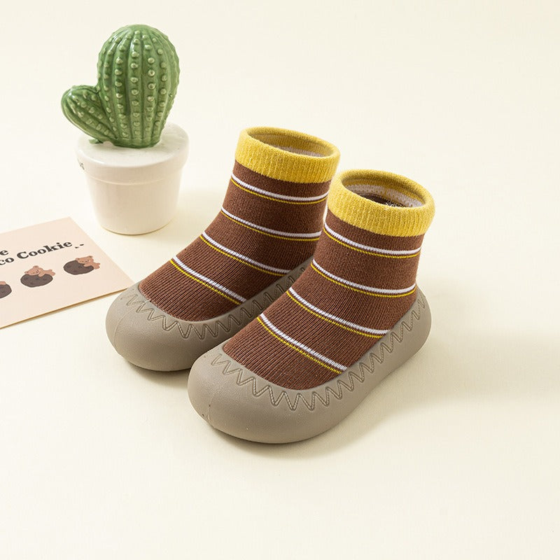 Chaussettes pour enfants à semelle épaisse Chaussures d'intérieur pour bébés