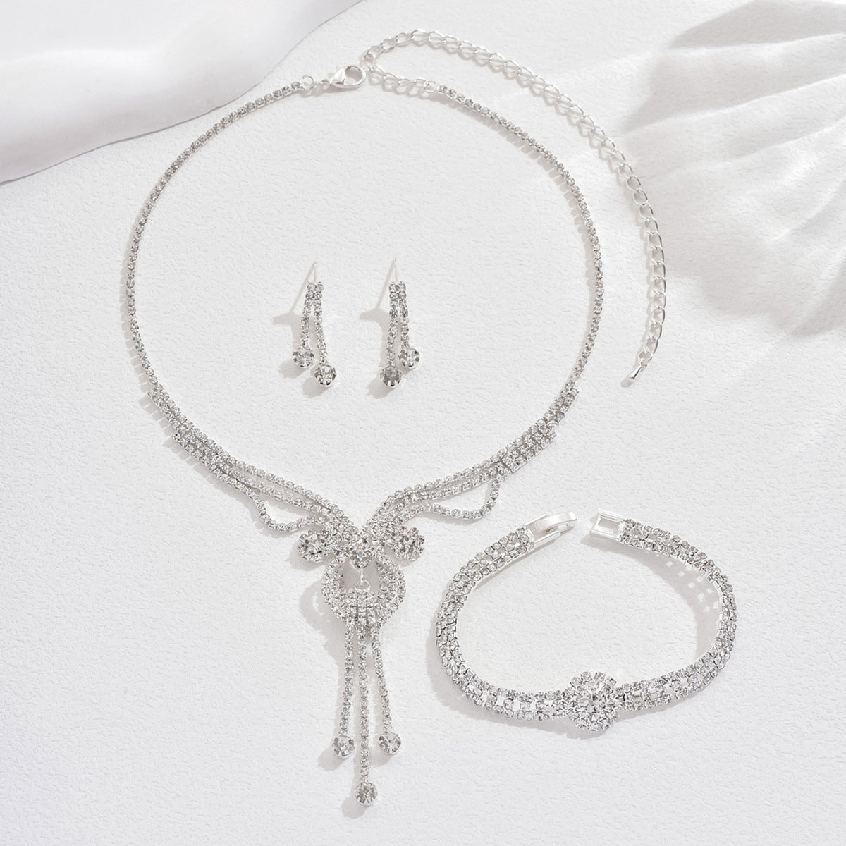 Ensemble de bijoux CZ 3Pcs pour les femmes Multi Layer V