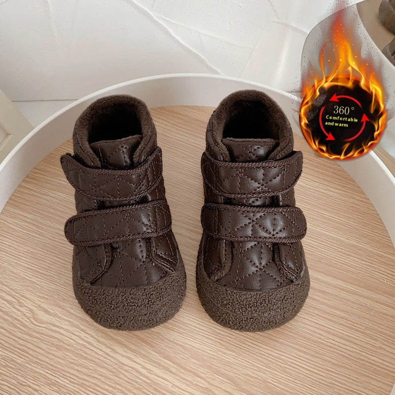 Chaussures de coton pour enfants