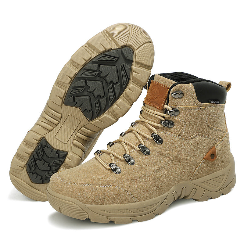 Bottes de randonnée de taille moyenne en automne et en hiver