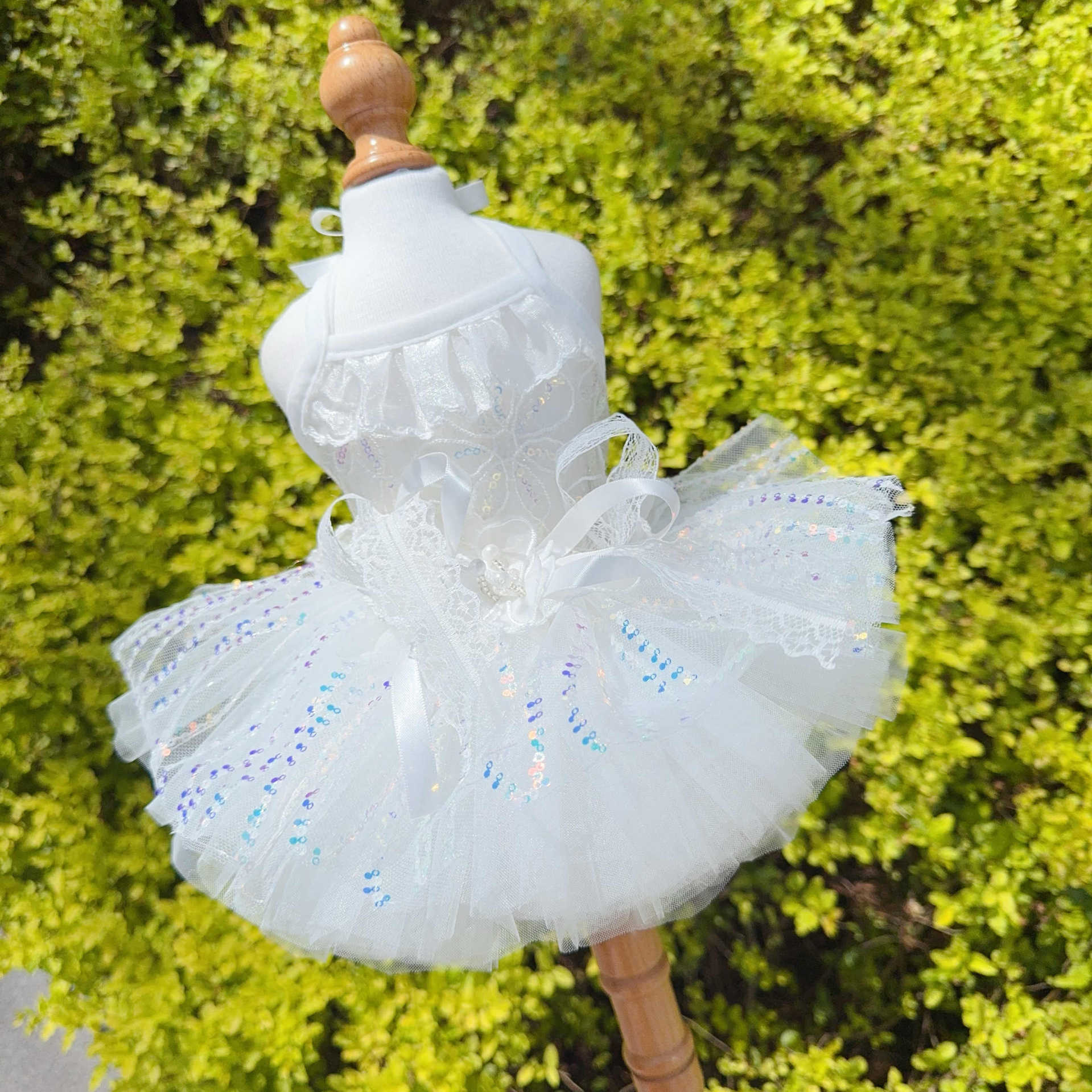 Pet Skirt Spring Summer Cat And Dog Clothes Lace Mesh Tutu Dress