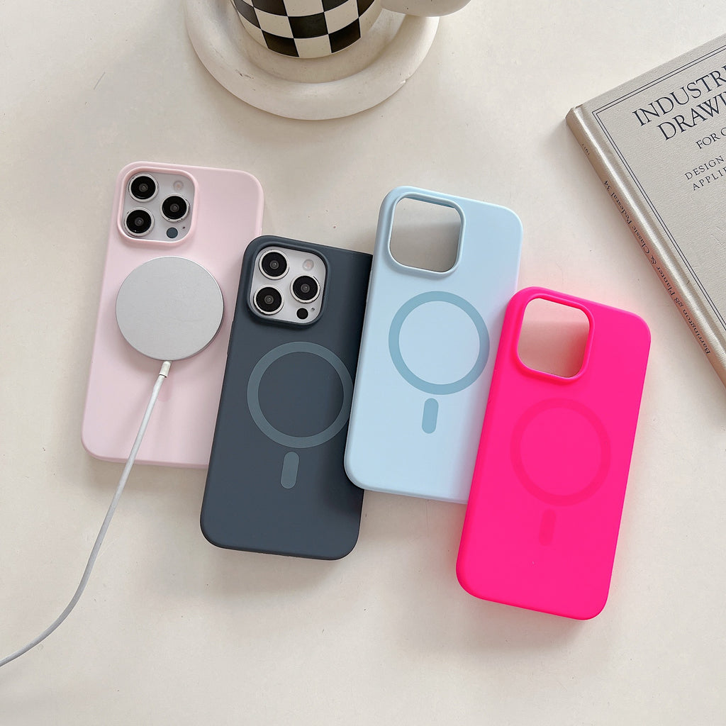 Silicone liquide de couleur solide Grand trou boîtier de téléphone magnétique