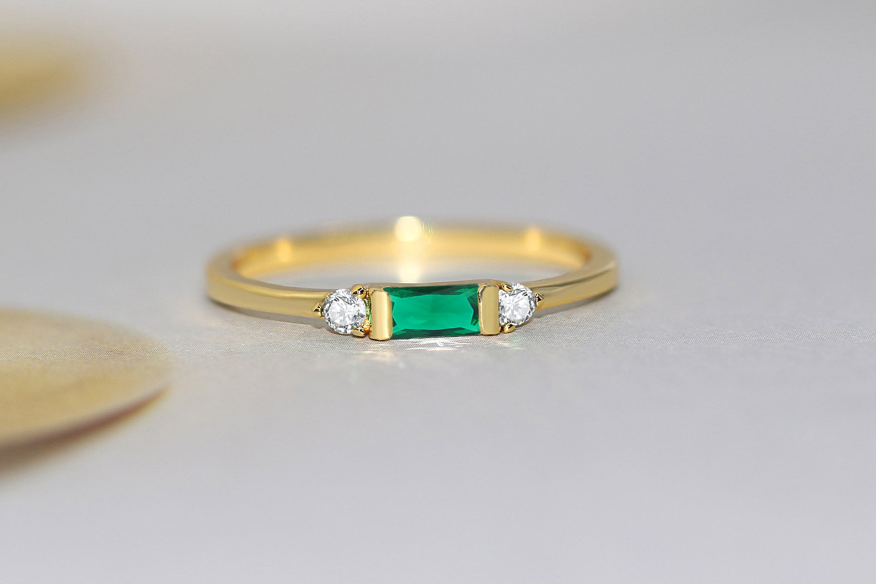 Anneau de fiançailles géométrique Zircon incrusté Accessoires dorés 14K
