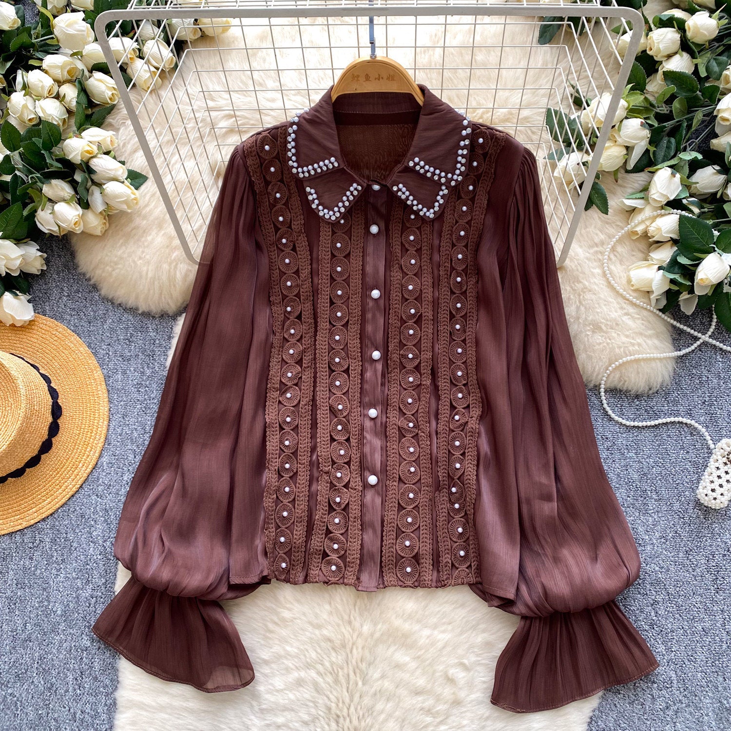 Blouse perlée douce et respirante de style français
