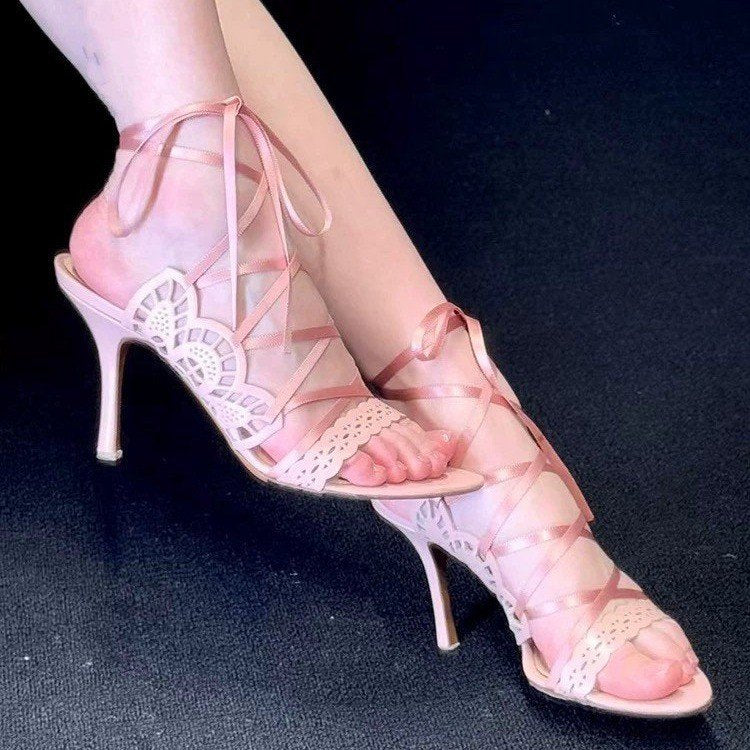 Style de fée vintage femme Crisscross Bracelet talons hauts Stiletto français Hollow Out Imprimer A
