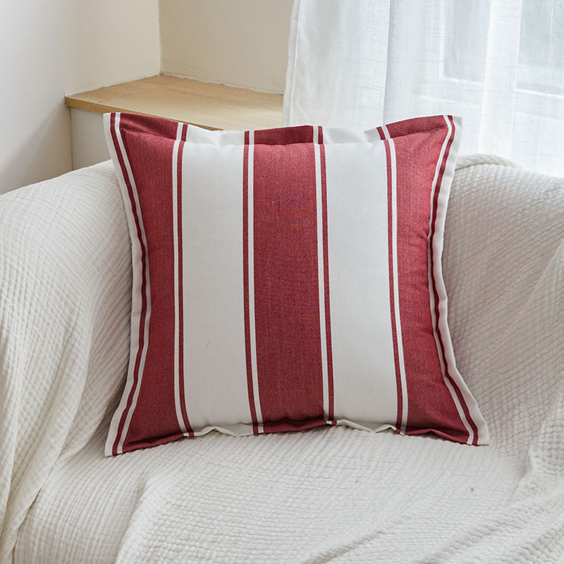 Oreiller rayé rouge et blanc en polyester-coton avec bords et déguisements