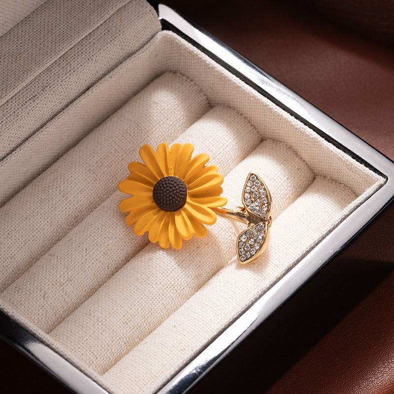 Tournesol Corsage Brooch Exquise Niche-Design Pin Accessory