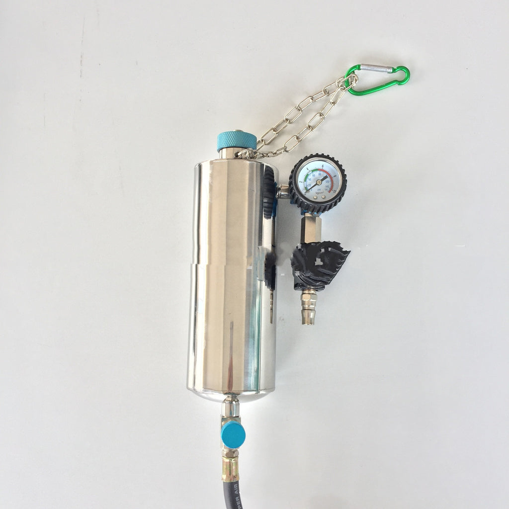 No-Disassembly Cleaning Car Drip Bottle Accessories