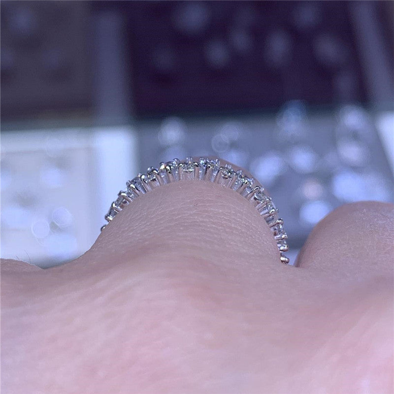 Simple Luxury Inlaid Waterdrop Strass Anneaux Femmes Simple