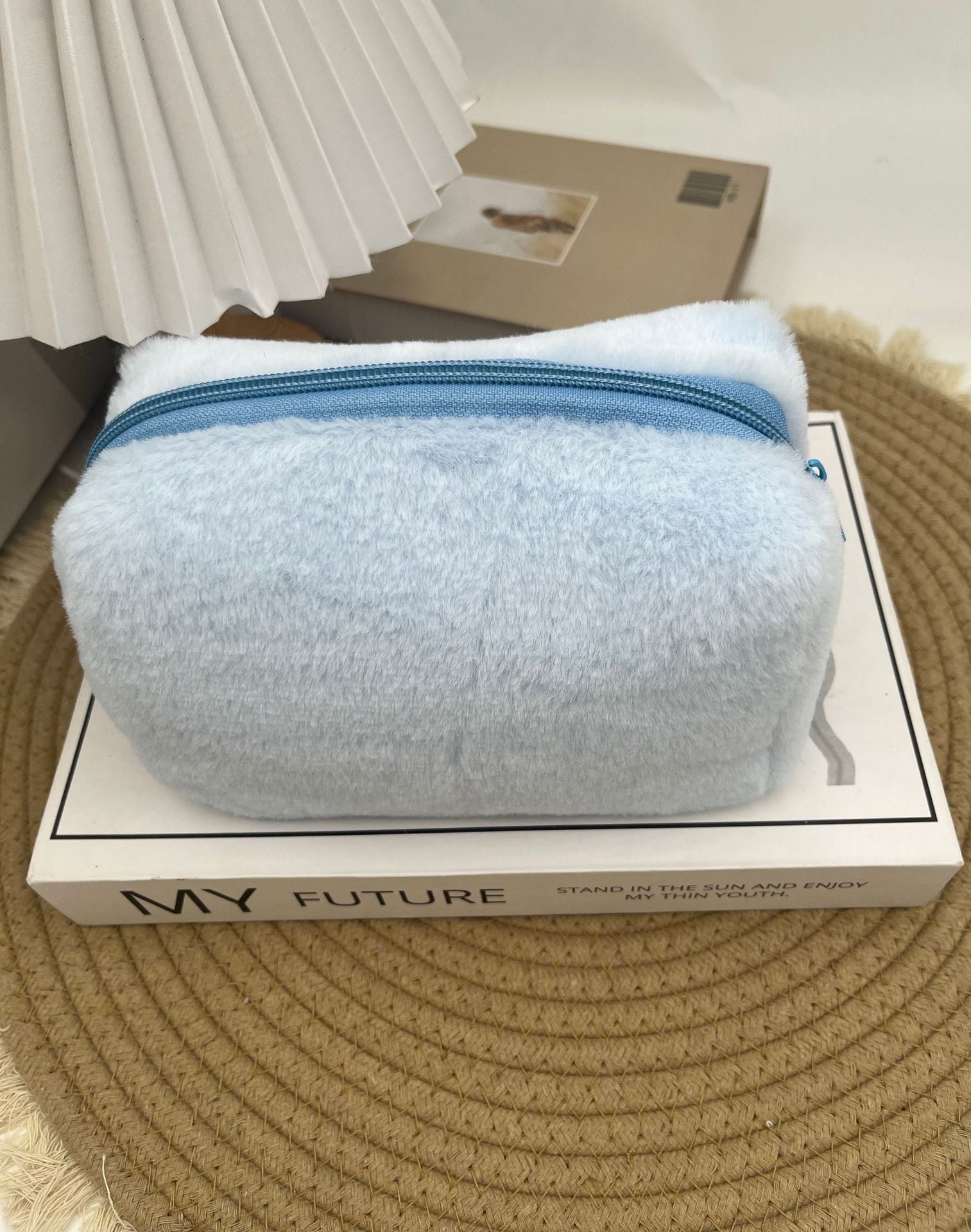 Sac de maquillage en peluche souple et moelleux pour les filles