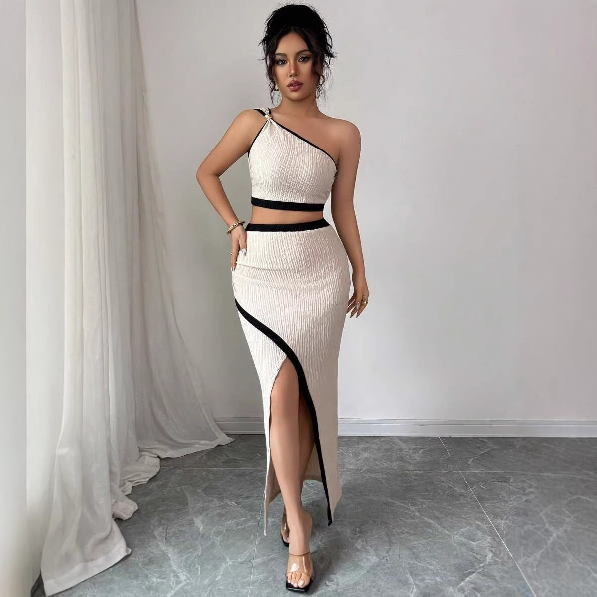 Sleeveless camisole and skirt set