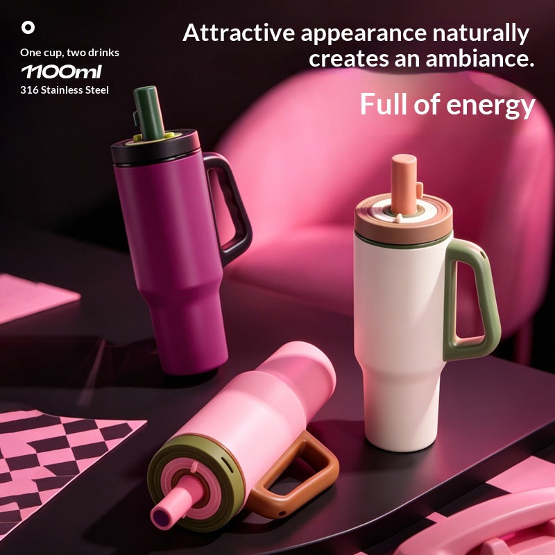 Bouteille d'eau de grande capacité avec une paille à libération rapide et une isolation thermique