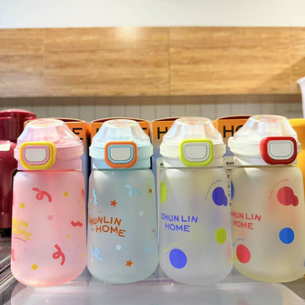 Coupe en plastique portable étanche à la paille