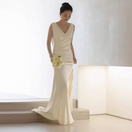 Detail de poisson Extérieur Blanc Ethereal Forêt style Col V Gown