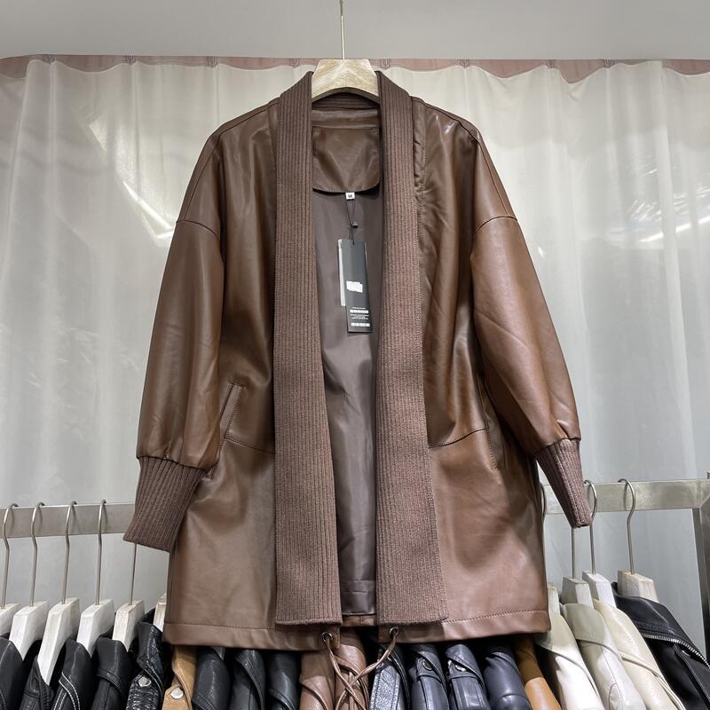 Manteau en cuir de mi-longueur femmes