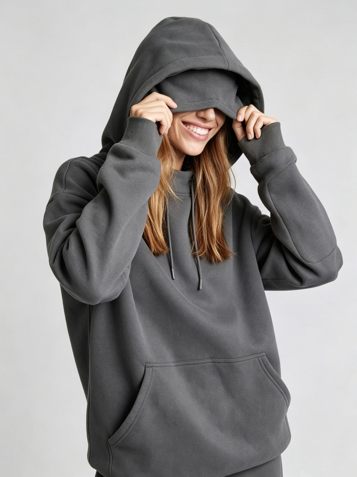 Habillement des femmes en pull occasionnel en couleur solide