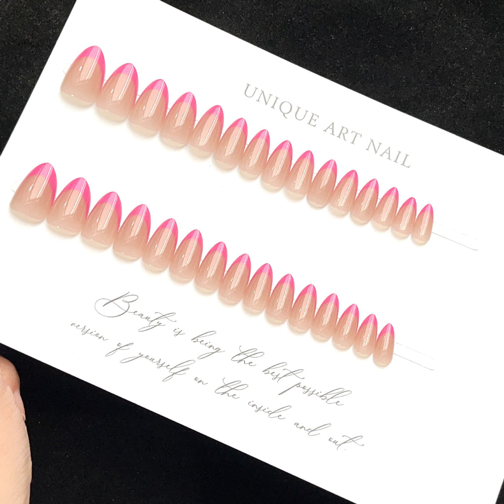 L'art des ongles à la mode française