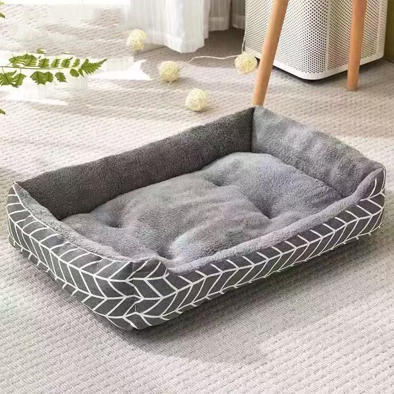 Dormir dans un nid carré en coton et en lin
