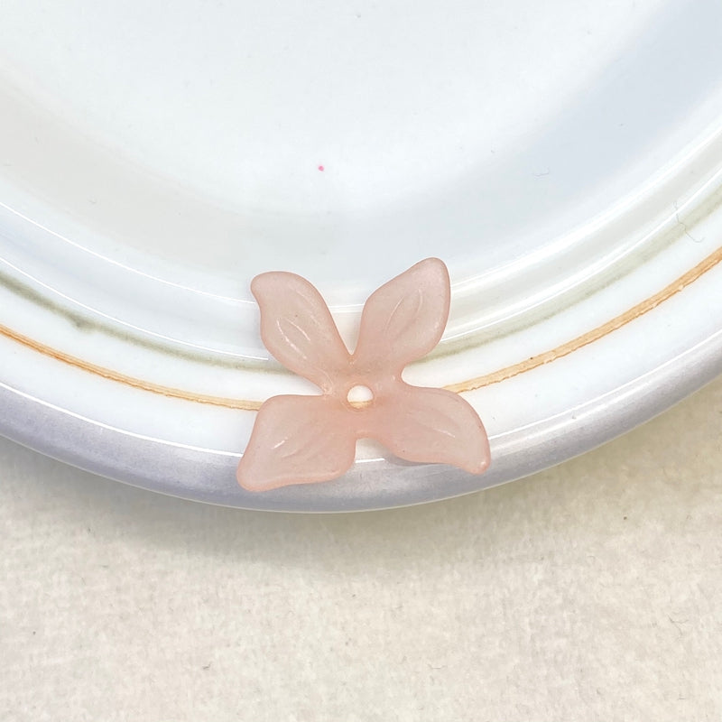 Perles de fleurs acryliques 4-Petal givrées