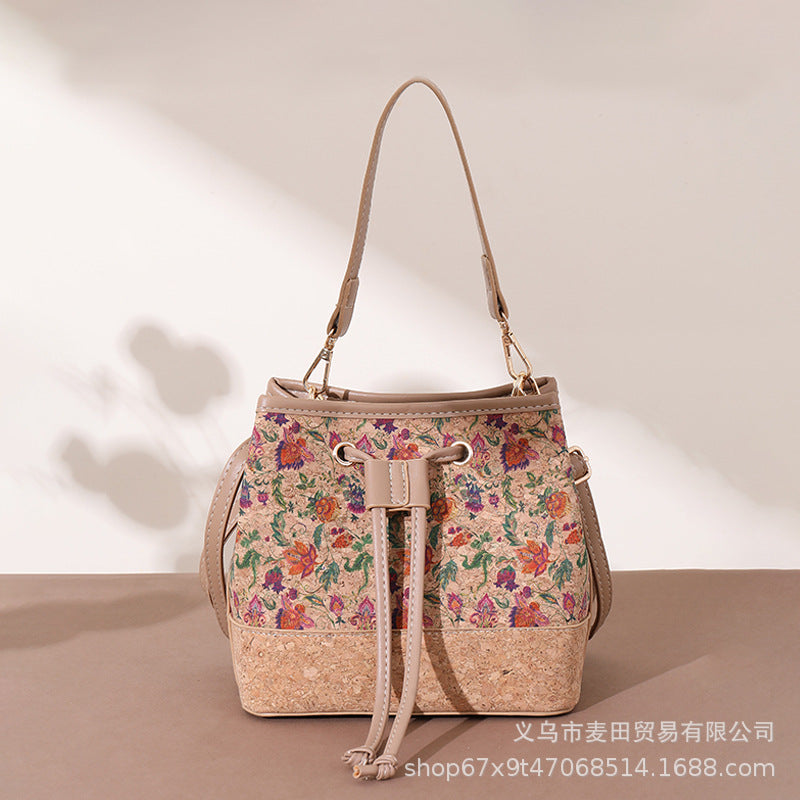 Vieux sac de rangement imprimé de grande capacité pour femmes avec extérieur en bois et en bois