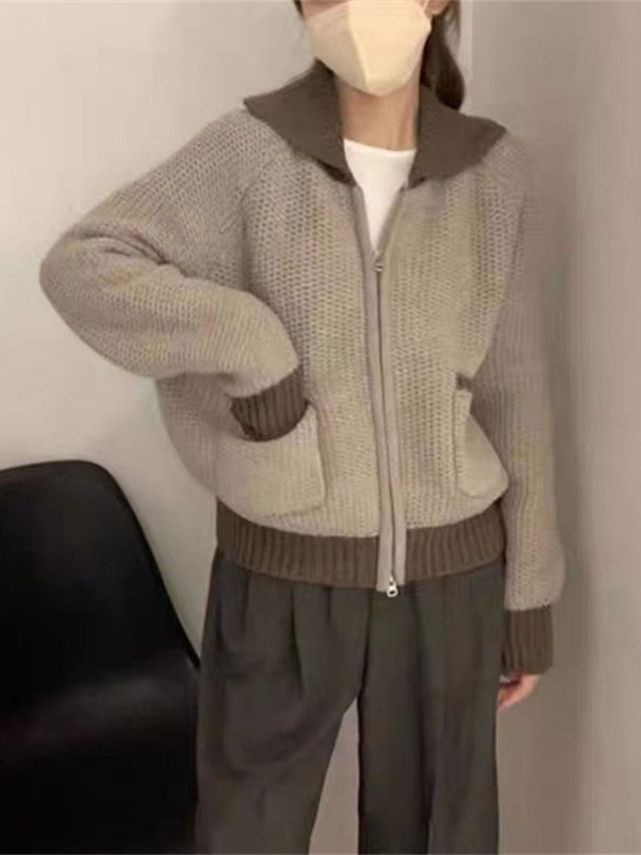 Cardigan tricoté pour femmes avec poches à double pointe