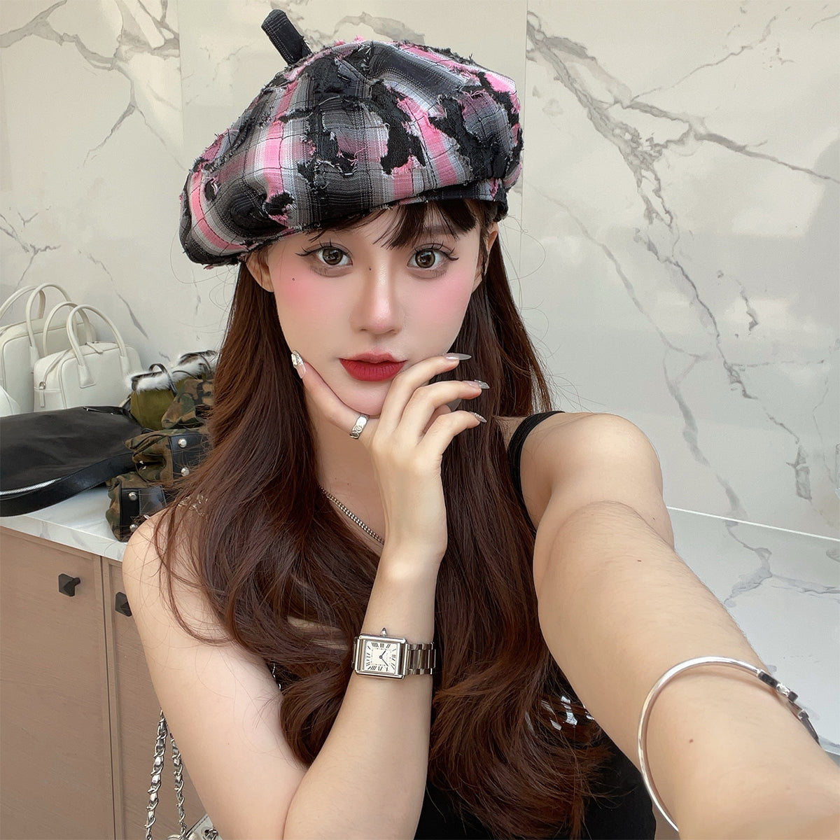 La Dame Détressed Check-pattern Fringed Trend-forward Patch-dyed Checkered Beret est Pe