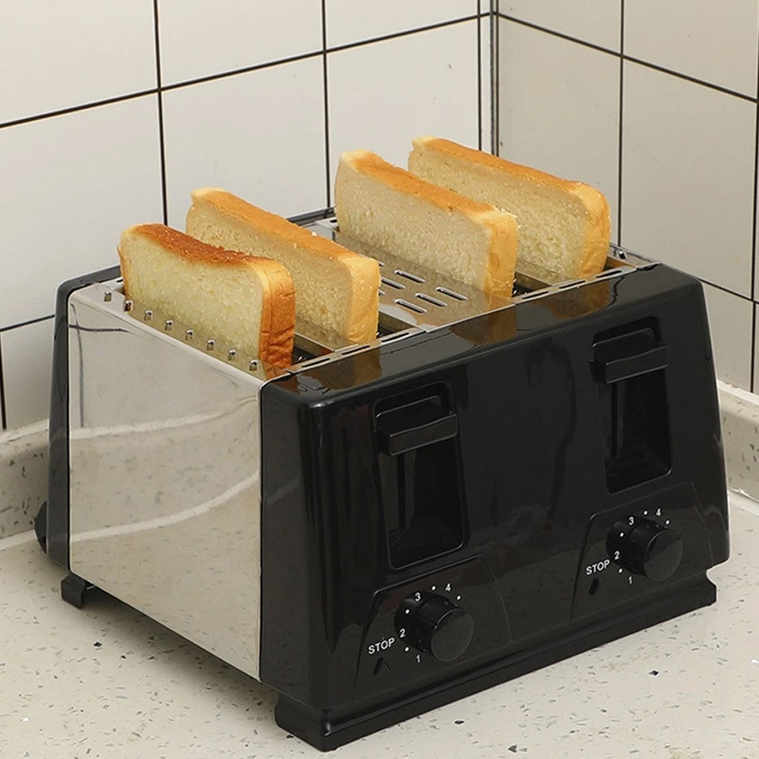 4 Slice extra large Fente avec défrost variable réchauffer le grille-pain noir Nouveau