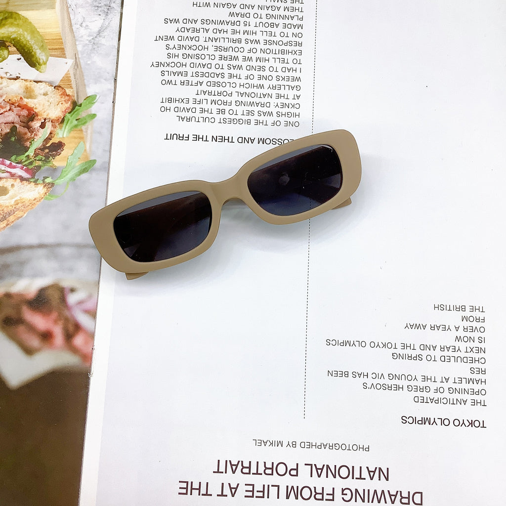 Lunettes de soleil élégantes à cadre de petite taille pour enfants