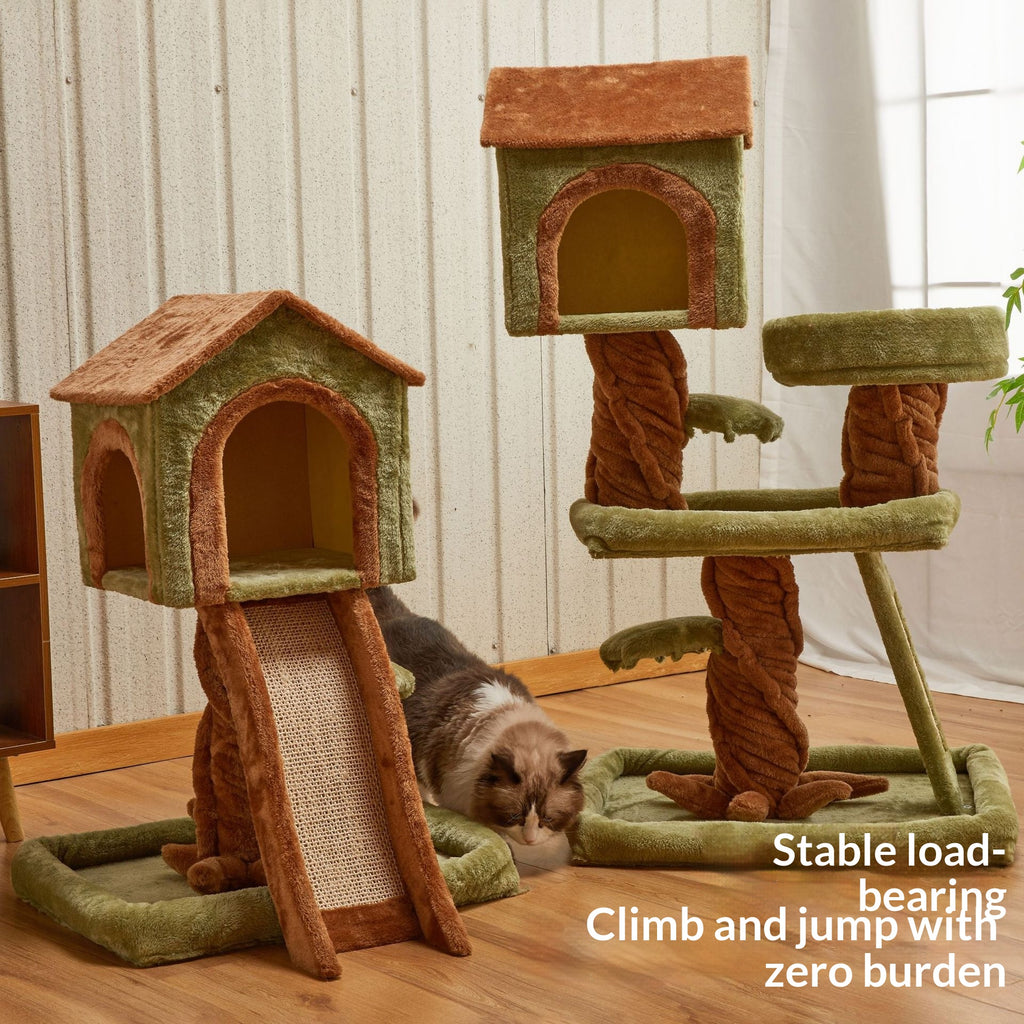 Maison des arbres de chat entièrement en un ciel