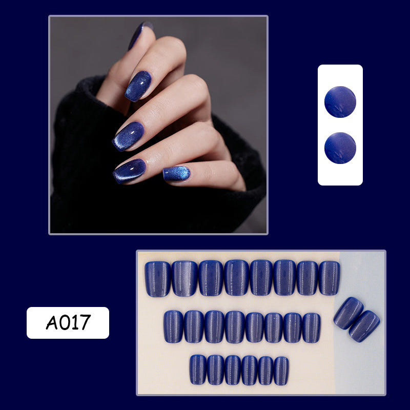 Série d'oeil de chat porter des ongles d'été