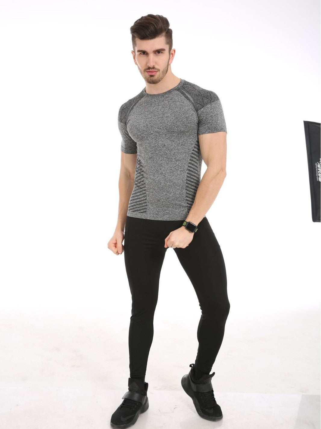Fitness d'été musculation-renforçant Tight-Fitting Seamless Quick-Drying corps-Shaping Short-Sle