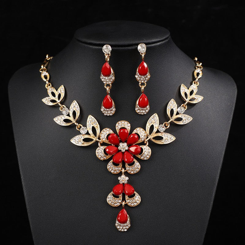 Ensemble de bijoux pour femmes en strass incrusté Teardrop Floral Tassel