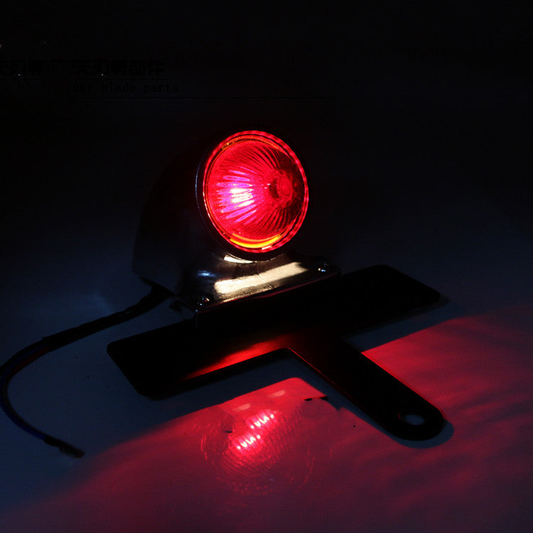 Moto modifié alliage d'aluminium poli Electroplating Lucas Taillight Lampe de frein