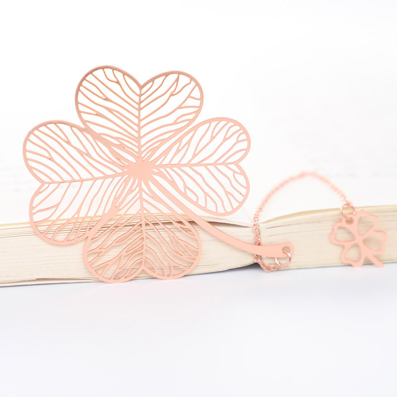Motif de papier créatif en métal Plaqué creux Feuille d'érable Tassel Apricot Feuille Signet