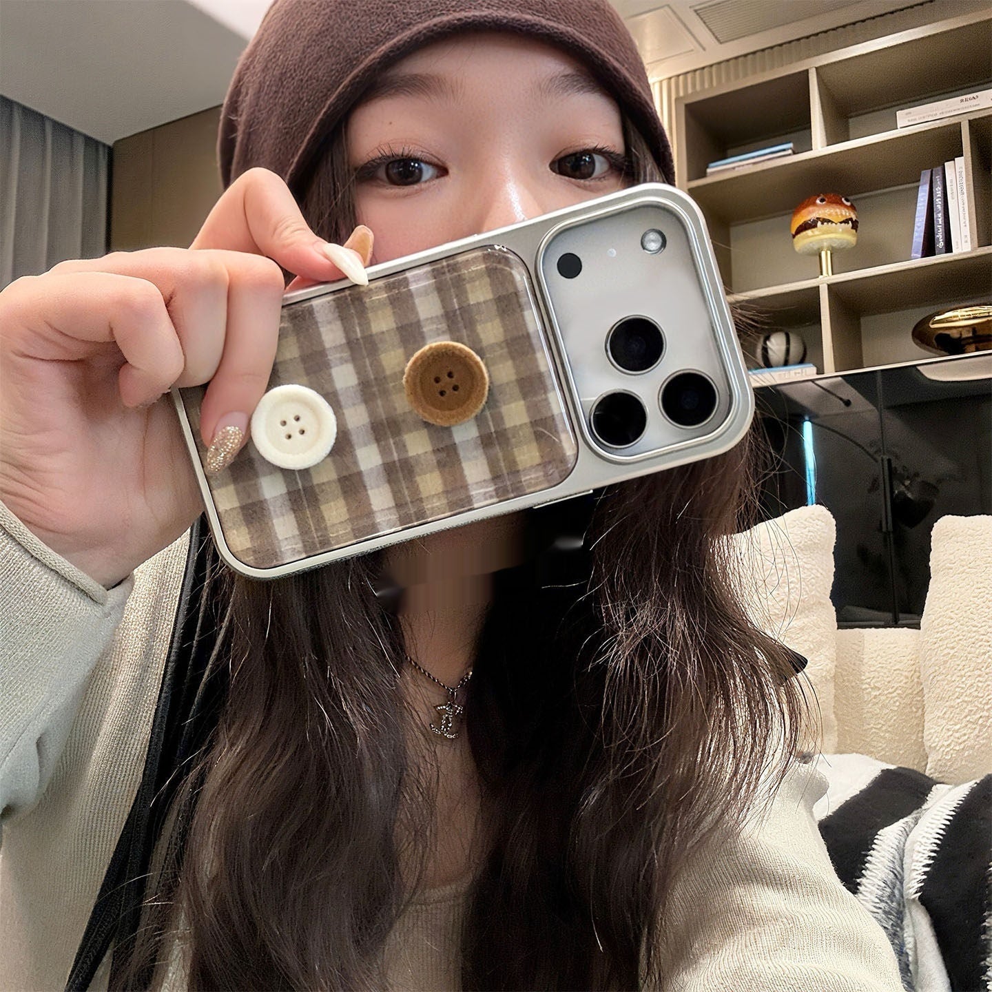 Cas de téléphone à bouton 3D à plaque contrastée rétro