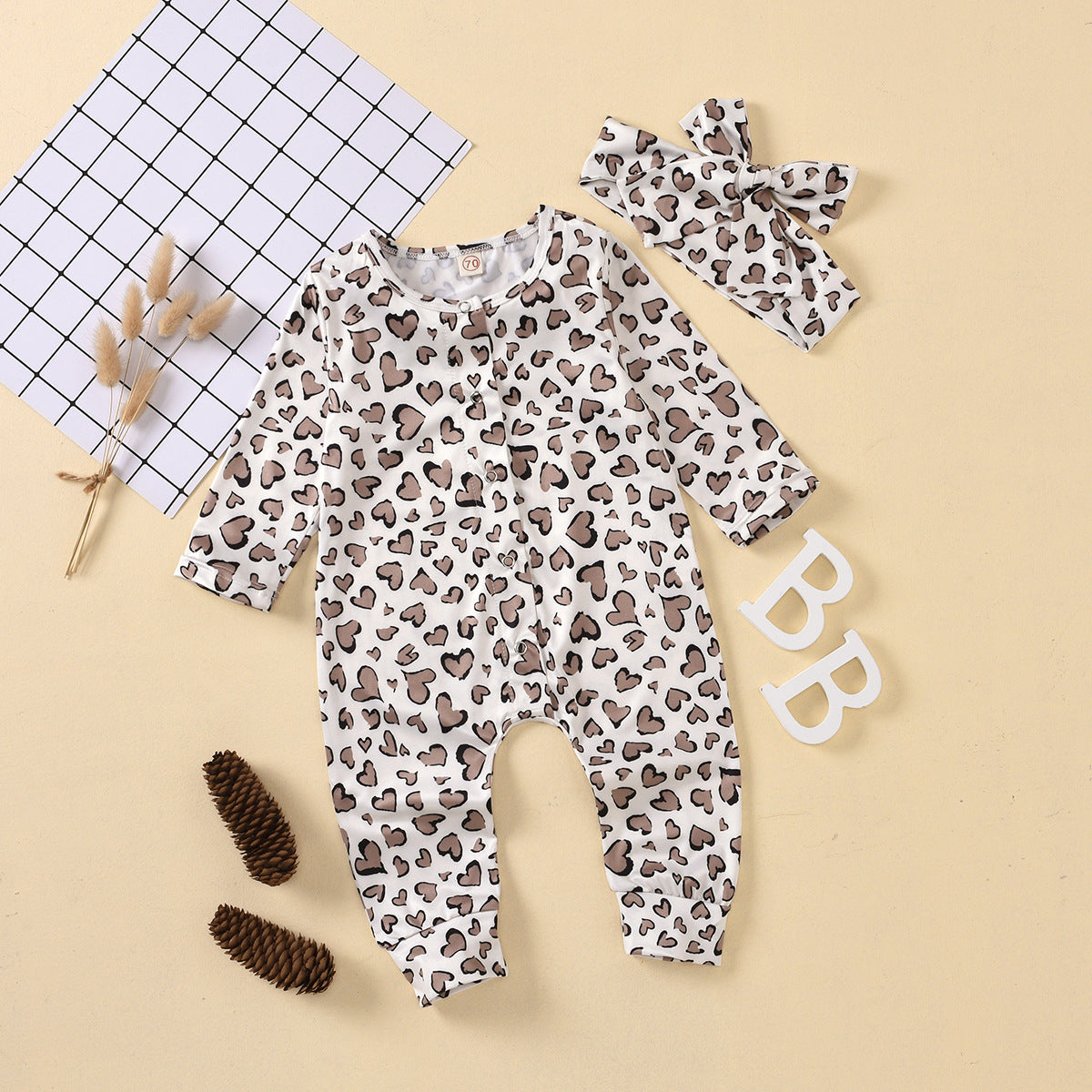 Maillot de saut bébé imprimé en forme de coeur