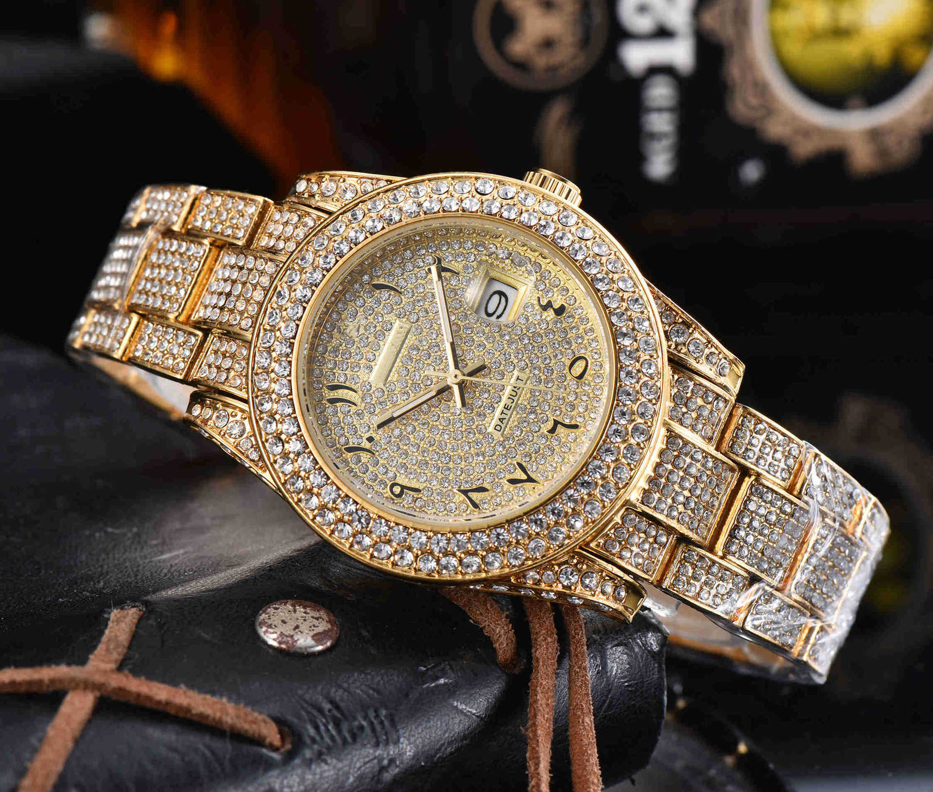 Montre Quartz en acier inoxydable tout diamant pour hommes