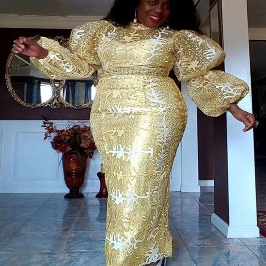 Robe pour dames à manches hautes en col rond