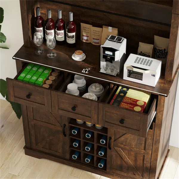 Maison de ferme Brown 72" Pantry Cabinet avec Hutch