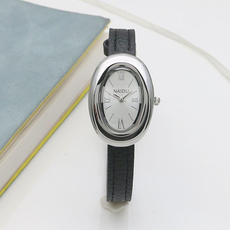 Sous-dial ovale Sangle mince Montre Quartz