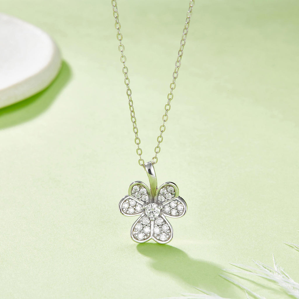 S925 Collier en mousse de mousse d'argent Sterling 43cm Pave Petales D Couleur VVS1 GRA Certifie
