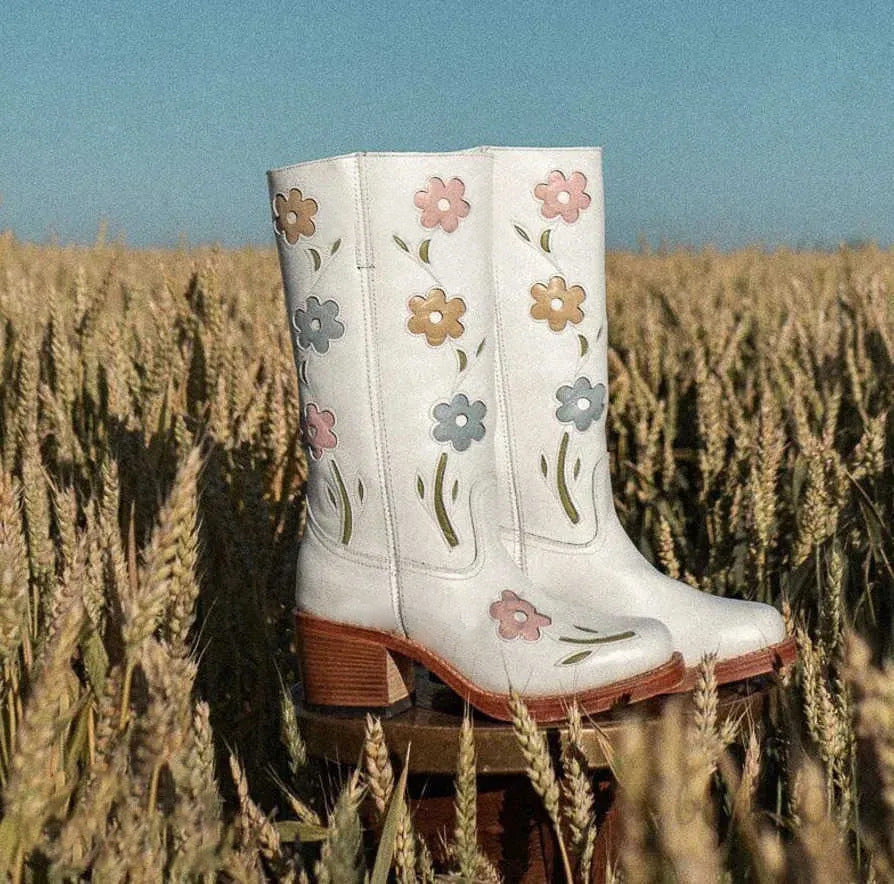 Bottes de denim élégantes à talons hauts
