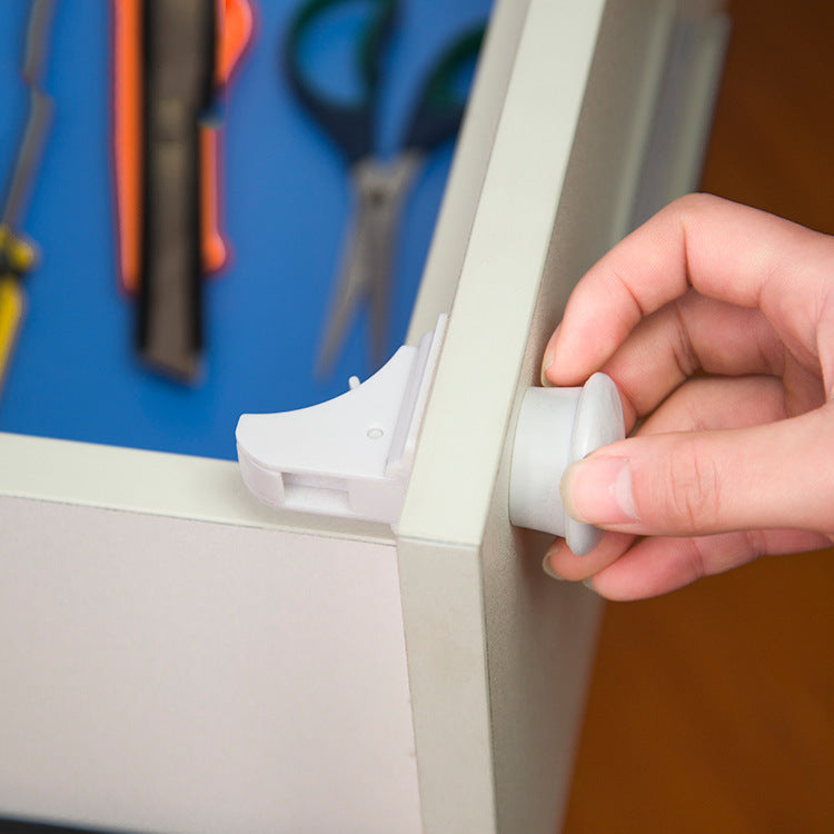 Serrure magnétique de protection pour enfants