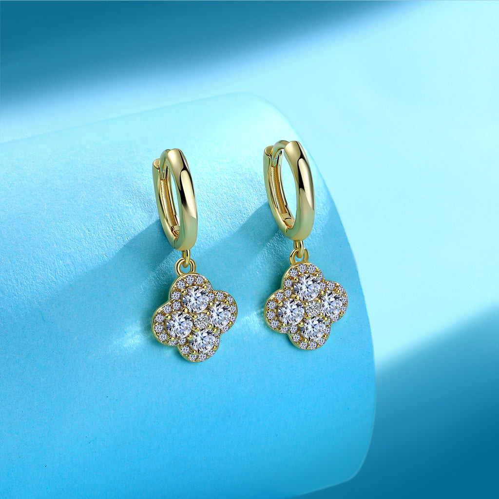 S925 Boucles d'oreilles de boucles de trèfle en argent sterling