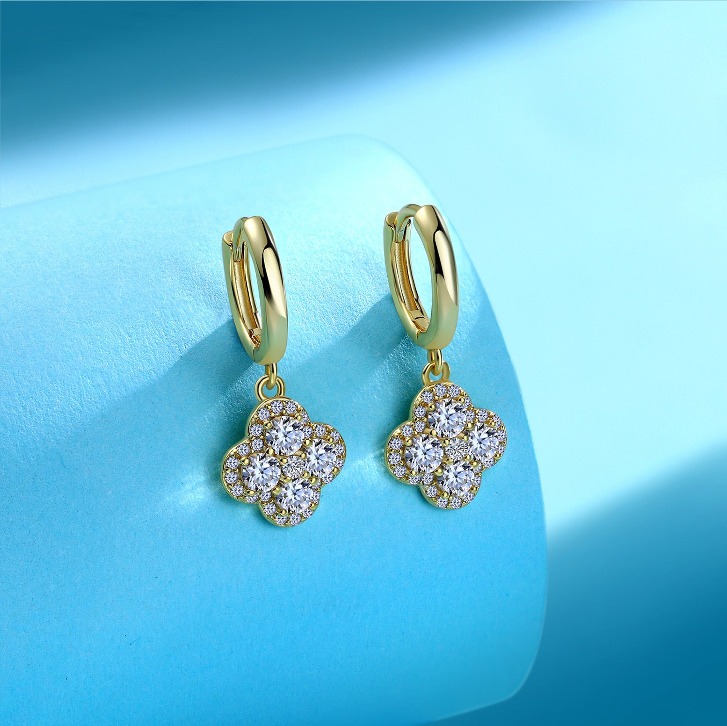S925 Boucles d'oreilles de boucles de trèfle en argent sterling