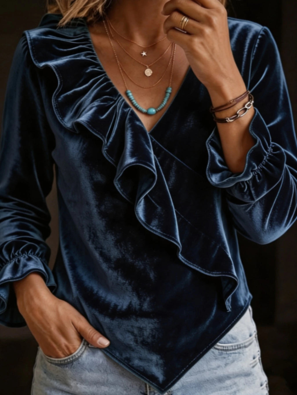 Femmes Velvet V-cou Rufflé Top
